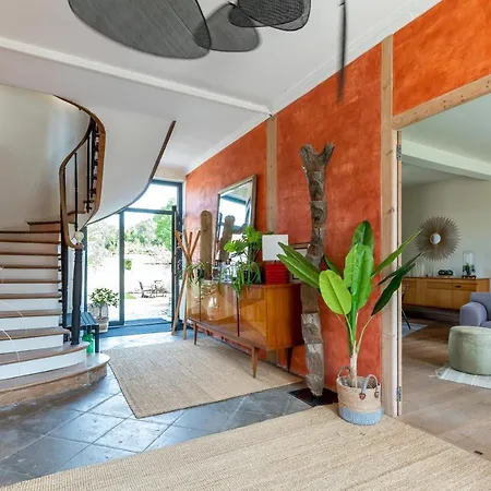 住宿加早餐酒店 La Burie Saint-Savinien