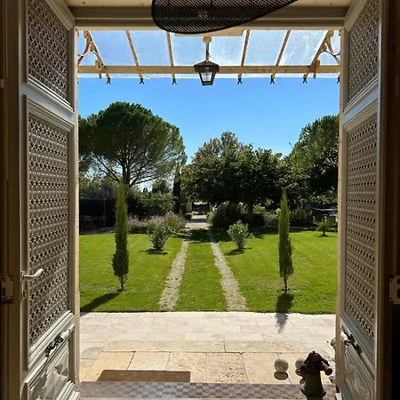 住宿加早餐酒店 La Burie 3*