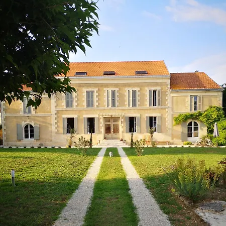 La Burie Couette-café Saint-Savinien