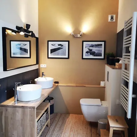 La Burie Bed & Breakfast 3*