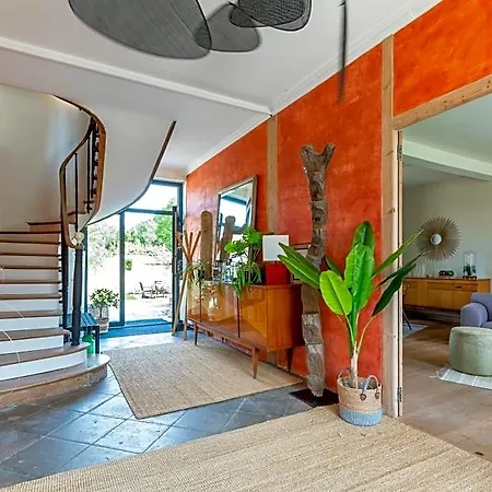 Bed & Breakfast La Burie 3*
